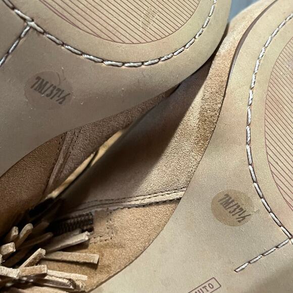 Vince Camuto Panaryaz Knee High Fringe Boots 7M - Picture 16 of 16